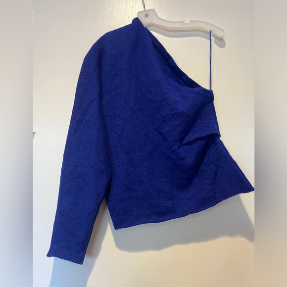 ASTR the Label Cosima One Sleeve Sweater in Blue Size Large - Picture 6 of 7